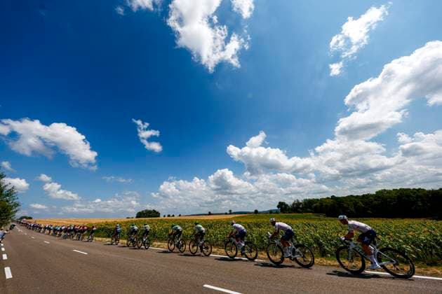 Tour de France 2026 Stage 13 BELFORT, FRANCE - JULY 17 : Illustration picture of the peloton during stage 13 of the 113rd edition of Tour de France an UCI World Tour 2.UWT cycling road race stage for Men Elite of 205 km with start in Dole and finish in Belfort on July 17, 2026 in Belfort, France, 17 07 2026 Belfort France  Copyright: xLucaxBettinix