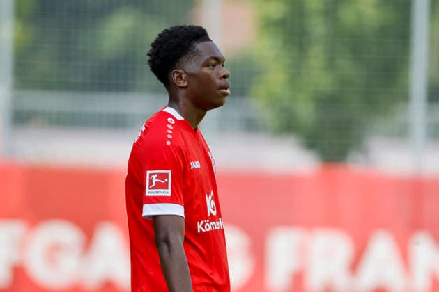 Rael Nakuzola (1.FSV Mainz, 47), Portrait , Deutschland, Fussball, Testspiel, 2026 2027, 1.FSV Mainz 05 vs. 1.FC Kaiserslautern, 17.07.2026, Mainz Bruchwegstadion Rheinland-Pfalz Deutschland *** Rael Nakuzola 1 FSV Mainz, 47, Portrait, Germany, Soccer, Friendly Match, 2026–2027, 1 FSV Mainz 05 vs. 1 FC Kaiserslautern, July 17, 2026, Mainz, Bruchwegstadion, Rhineland-Palatinate, Germany Copyright: xGrantxHubbsx