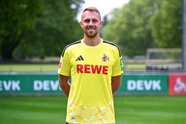 Marvin Schwäbe ; 1. FC Köln; 1.BL, Porträttermin 2026 2027 *** Marvin Schwäbe, 1. FC Köln, Bundesliga, Photo Shoot 2026–2027