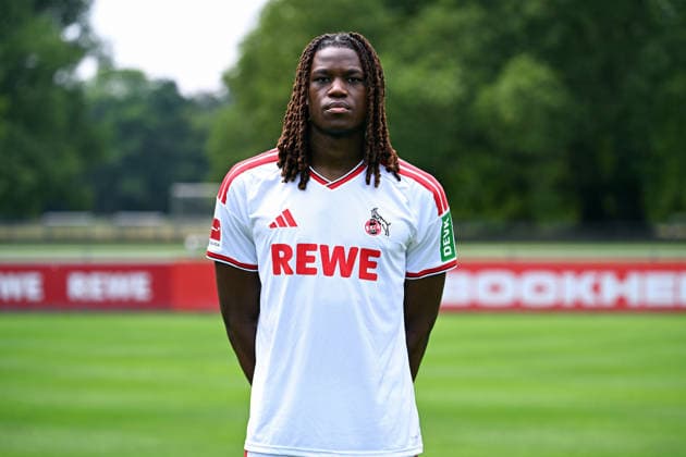 Elias Bakatukanda; 1. FC Köln; 1.BL, Porträttermin 2026 2027 *** Elias Bakatukanda, 1. FC Köln, Bundesliga, Photo Shoot 2026–2027