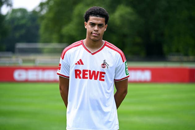 Jahmai Simpson-Pusey; 1. FC Köln; 1.BL, Porträttermin 2026 2027 *** Jahmai Simpson Pusey 1 FC Cologne 1 Bundesliga, Photo Shoot 2026 2027