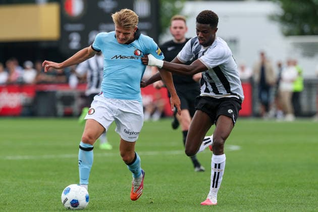 2026-07-17 Feyenoord v Sporting Charleroi - Pre Season Friendly ROTTERDAM, NETHERLANDS - JULY 17: Sem Steijn of Feyenoord battles for the ball with Check Keita of Sporting Charleroi during the Pre Season Friendly match between Feyenoord and Sporting Charleroi at Sportcomplex Varkenoord on July 17, 2026 in Rotterdam, Netherlands. Rotterdam Sportcomplex Varkenoord Netherlands Content not available for redistribution in The Netherlands directly or indirectly through any third parties. Copyright: xHansxvanxderxValkx