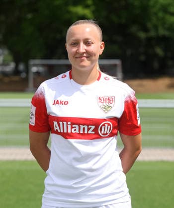 BAU Stuttgart , Leonie Schetter; VfB Stuttgart Frauen ; 1.BL Frauen, Porträttermin 2026 2027, *** BAU Stuttgart, Leonie Schetter, VfB Stuttgart Women s 1st Team (Women s Bundesliga), Photo Shoot 2026–2027,