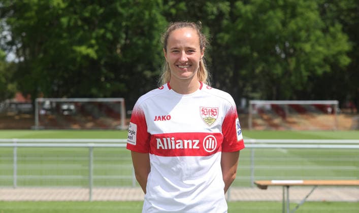 BAU Stuttgart , Fabienne Dongus; VfB Stuttgart Frauen ; 1.BL Frauen, Porträttermin 2026 2027, *** BAU Stuttgart, Fabienne Dongus, VfB Stuttgart Women s 1st Team (Women s Bundesliga), Photo Shoot 2026–2027,