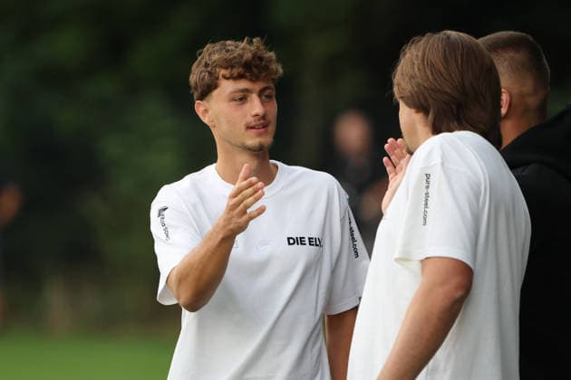 17.07.2026, Fussball, Herren, Testspiel, Saison 2026 2027, SV 07 Elversberg - FC Viktoria Köln, Maurice Krattenmacher (SV 07 Elversberg) Überherrn-Felsberg Rasenplatz Felsberg Saarland Deutschland (DEU) *** July 17, 2026, Soccer, Men s, Friendly, 2026–2027 Season, SV 07 Elversberg vs. FC Viktoria Köln, Maurice Krattenmacher, SV 07 Elversberg, Überherrn, Felsberg, Grass Field, Felsberg, Saarland, Germany, DEU Copyright: xSebastianxBachx