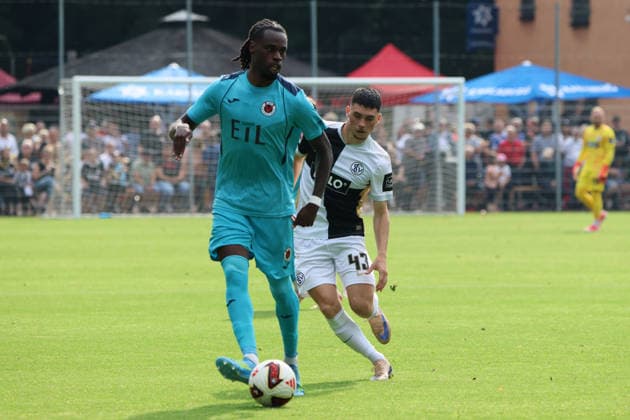 17.07.2026, Fussball, Herren, Testspiel, Saison 2026 2027, SV 07 Elversberg - FC Viktoria Köln, Felix Keidel (SV 07 Elversberg), Yannick Tonye (FC Viktoria Köln) Überherrn-Felsberg Rasenplatz Felsberg Saarland Deutschland (DEU) *** July 17, 2026, Soccer, Men s, Friendly Match, 2026–2027 Season, SV 07 Elversberg vs. FC Viktoria Köln, Felix Keidel (SV 07 Elversberg), Yannick Tonye (FC Viktoria Köln), Überherrn Felsberg, Grass Field, Felsberg, Saarland, Germany, DEU Copyright: xSebastianxBachx