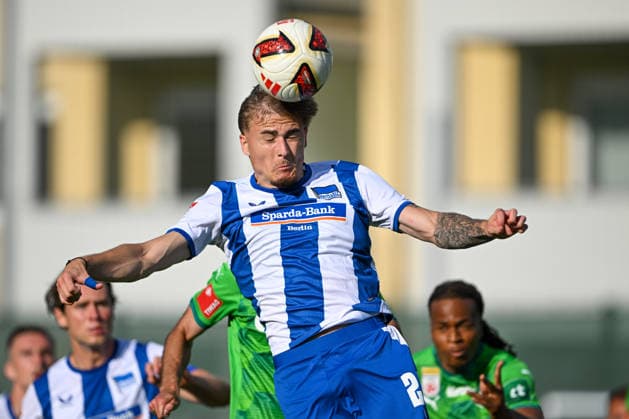 SOCCER - Wattens vs Hertha, test match KUNDL,AUSTRIA,17.JUL.26 - SOCCER - ADMIRAL Bundesliga, 2. DFL, 2. Deutsche Bundesliga, WSG Tirol vs Hertha BSC Berlin, test match. Image shows Marten Winkler (Hertha).  GEPAxpictures xDanielxSchoenherr