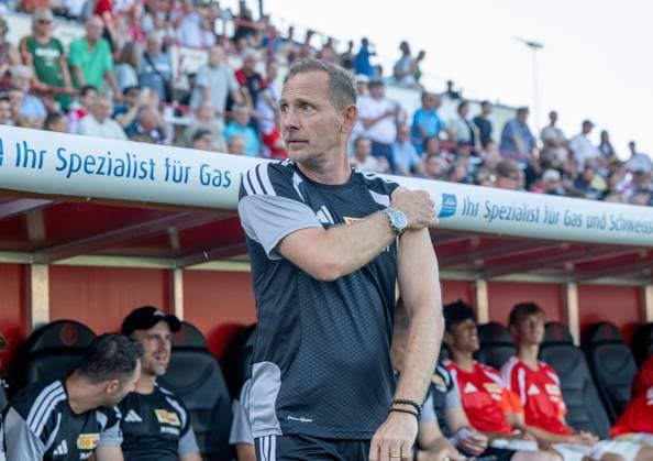 Fußball, Herren, Saison 2026 2027, Testspiel, FC Winterthur - 1. FC Union Berlin, Trainer Mauro Lustrinelli (1. FC Union Berlin), 17.07. 2026, *** Soccer, Men s, 2026–2027 Season, Friendly Match, FC Winterthur vs. 1. FC Union Berlin, Coach Mauro Lustrinelli, 1. FC Union Berlin, July 17, 2026, Copyright: xMatthiasxKochx