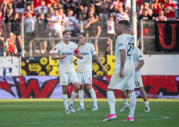 Fußball, Herren, Saison 2026 2027, Testspiel, FC Winterthur - 1. FC Union Berlin, v. l. Aljoscha Kemlein (1. FC Union Berlin), Marvin Friedrich (1. FC Union), Andrej Ilic (1. FC Union Berlin), Jubel nach Tor zum 1:1, 17.07. 2026, *** Soccer, Men s, 2026–2027 Season, Friendly Match, FC Winterthur vs. FC Union Berlin, from left: Aljoscha Kemlein (FC Union Berlin), Marvin Friedrich (FC Union), Andrej Ilic (FC Union Berlin), celebration after the 1–1 goal, July 17, 2026, Copyright: xMatthiasxKochx