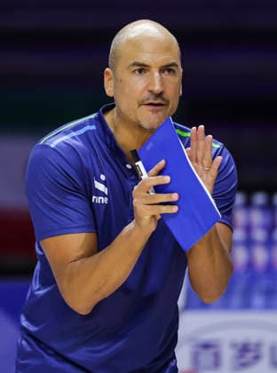 WomenÕs Volleyball Nations League - Belgrade 2026 Slovenia s head coach Fabio Soli reacts during the MenÕs Volleyball Nations League Pool 7 match between Iran and Slovenia at Belgrade Arena on July 17, 2026 in Belgrade, Serbia. Belgrade Serbia Copyright: xSrdjanxStevanovicx x