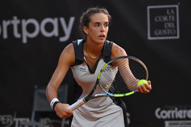 Italy: ATV Bancomat Tennis Open WTA, Tennis Damen 125 Lucia Bronzetti of Italy competes with Deborah Chiesa of Italy during the quarterfinals match at ATV Bancomat Tennis Open WTA 125 at Antico Tiro a Volo Club on July 17, 2026 in Rome, Italy. (Credit Roberto Bettacchi) Rome Italy Copyright: RobertoxBettacchi