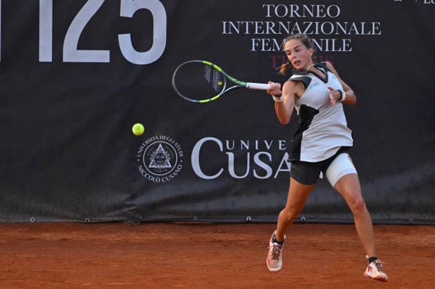 Italy: ATV Bancomat Tennis Open WTA, Tennis Damen 125 Lucia Bronzetti of Italy competes with Deborah Chiesa of Italy during the quarterfinals match at ATV Bancomat Tennis Open WTA 125 at Antico Tiro a Volo Club on July 17, 2026 in Rome, Italy. (Credit Roberto Bettacchi) Rome Italy Copyright: RobertoxBettacchi