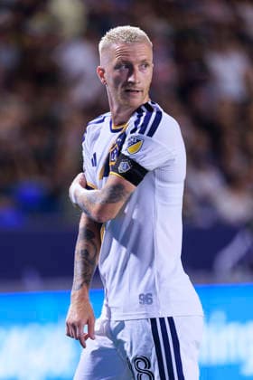 July 17, 2026, Carson, California, USA: Marco Reus 18 of the LA Galaxy during their MLS, Fussball Herren, USA regular season match against the Los Angeles Football Club on Friday July 17, 2026 at the Dignity Health Sports Park Stadium in Carson, California. Galaxy lose to LAFC, 0-3. ARIANA RUIZ PI LA Galaxy Vs. LAFC  - ZUMAp124 20260717_zaa_p124_024 Copyright: xArianaxRuizx