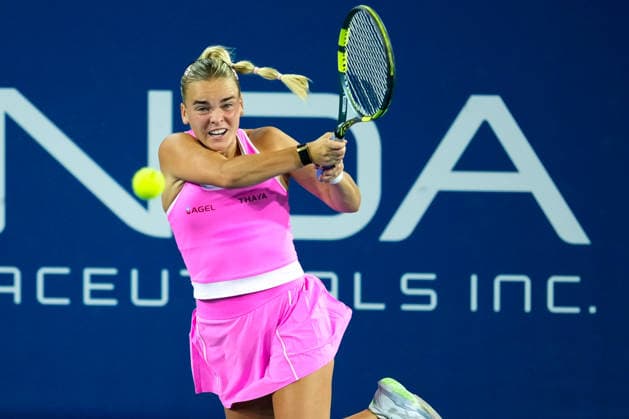 Vanda Pharmaceuticals Athens Open - Day 5 Sara Bejlek of the Czech Republic plays against Clara Tauson of Denmark during their quarterfinal match at the 2026 Vanda Pharmaceuticals Athens Open Women s tennis tournament at the Athens Olympic Tennis Centre in Athens, Greece. Athens Athens Greece  Copyright: xOwenxHammondx originalFilename:hammond-2026vand260717_npr1T.jpg