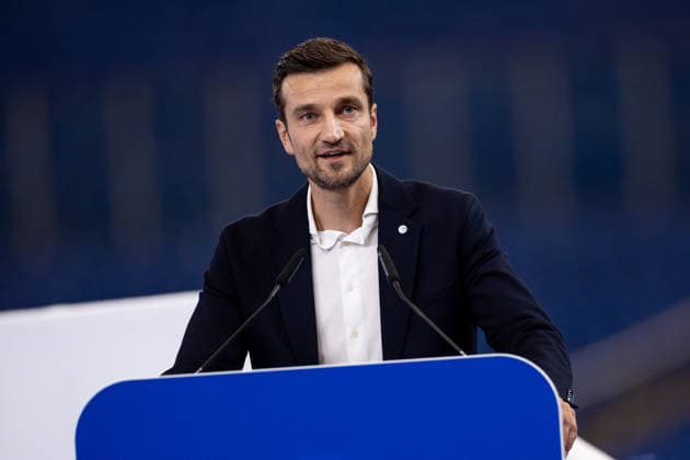 18.07.2026, Mitgliederversammlung 2026 des FC Schalke 04 in der Veltins Arena. Vorstandsvorsitzender Matthias Tillmann (FC Schalke 04). Gelsenkirchen Veltins Arena NRW Deutschland xRHR-FOTO DEx *** July 18, 2026, FC Schalke 04 2026 General Meeting at the Veltins Arena; Chairman of the Board Matthias Tillmann; FC Schalke 04; Gelsenkirchen; Veltins Arena; North Rhine-Westphalia; Germany; xRHR; PHOTO: DEx Copyright: DennisxEwert RHR-FOTOx RHR-FOTO DE