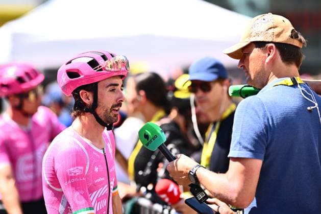 Tour de France 2026 Stage 14 LE MARKSTEIN, FRANCE - JULY 18 : Healy Ben (IRL) of EF Education EasyPost before the start of the race during stage 14 of the 113rd edition of Tour de France an UCI World Tour 2.UWT cycling road race stage for Men Elite of 155 km with start in Mulhouse and finish in Le Markstein on July 18, 2026 in Le Markstein, France, 18 07 2026 ( Motordriver Kurt Vandenborre - Le Markstein France  Copyright: xGvgx