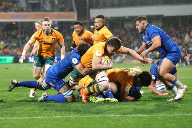 RUGBY AUSTRALIA ITALY, Jeremy Williams of the Wallabies dives for the line during the Nations Championship Round 3 match between the Australian Wallabies and the Italian Azzurri at HBF Park in Perth, Saturday, July 18, 2026. ( NO ARCHIVING, EDITORIAL USE ONLY PERTH WESTERN AUSTRALIA AUSTRALIA  Copyright: xRICHARDxWAINWRIGHTx 20260718143606859620