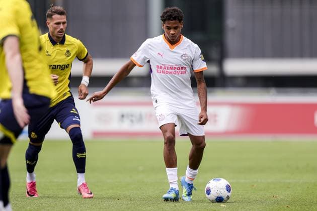 EINDHOVEN , 18-07-2026 , TenCate Stadion De Herdgang , season 2026 2027 , pre season , football , friendly match between PSV and Royale Union Saint-Gilloise picture shows PSV Player Noah Fernandez PSV - Royale Union Saint-Gilloise (friendly)  x205085477x Copyright: