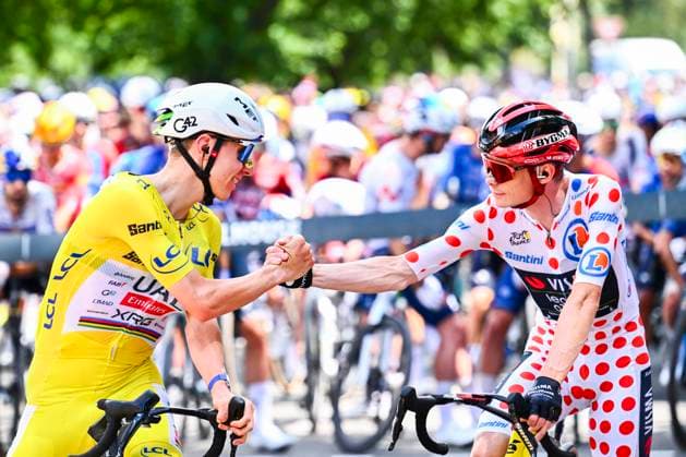 Tour de France 2026 Stage 14 LE MARKSTEIN, FRANCE - JULY 18 : Vingegaard Jonas (DEN) of Team Visma Lease a Bike at the start line during stage 14 of the 113rd edition of Tour de France an UCI World Tour 2.UWT cycling road race stage for Men Elite of 155 km with start in Mulhouse and finish in Le Markstein on July 18, 2026 in Le Markstein, France, 18 07 2026 ( Motordriver Kurt Vandenborre - Le Markstein France  Copyright: xGvgx
