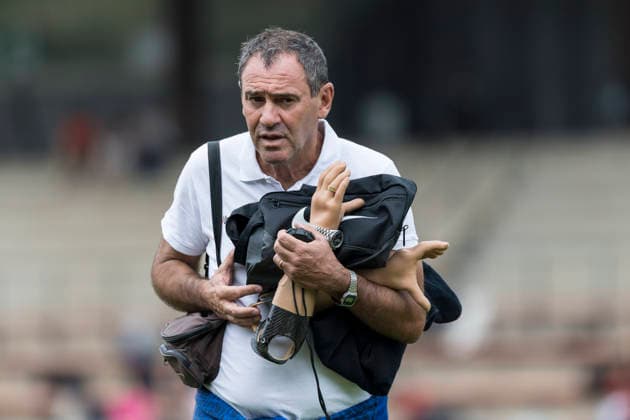 Sport Themen der Woche KW29 Sport Bilder des Tages LEVERKUSEN, GERMANY - JULY 18, 2026 : Impressions - a staff member with prothetic arms during the Para Heimspiel 7.0 at Fritz Jacobi Sports Complex on July 18, 2026 in Leverkusen, Germany. Northrhine-Westphalia Germany Copyright: xAxelxKohringx