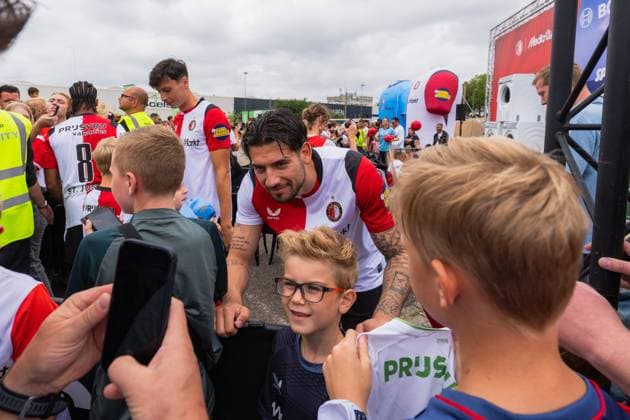 ROTTERDAM, 18-07-2026, Stadium Feijenoord de Kuip , Feyenoord Festival fan day , Season 2026 2027 , Picture shows Feyenoord player Jakub Moder Feyenoord festival 2026  x205086075x Copyright: