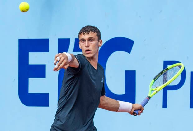 July 18, 2026, Gstaad, Bern, Switzerland: Gstaad Switzerland, 07 18 2026: JUAN MANUEL CERUNDOLO of Argentina is in action during semi-finals of EFG Swiss Open Gstaad ATP, Tennis Herren 250,Tennis Herren 250, which is known as the Swiss Gstaad Open and took place at Roy Emerson Arena in Gstaad, which is located in the famous ski resort of Gstaad and which is located in the Bernese Oberland..RAPHAEL COLLIGNON won 1-7; 7-6; 7-5. Tennis 2026: Swiss Open  - ZUMAd206 20260718_zip_d206_004 Copyright: xEricxDubostx
