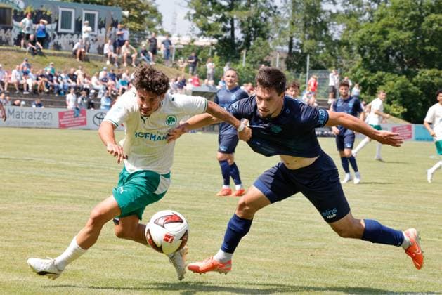 Sport Bilder des Tages CFC vs Greuther Fürth U23 18.07.2026 Chemnitz, Stadion an der Irkutsker Straße, Fussball, Regionalliga Nordost, , Testspiel , CFC, CFC vs Greuther Fürth U23 vlnr: Alexander Leuthard und Roman Eppendorfer Chemnitz Sachsen BRD *** CFC vs. Greuther Fürth U23, July 18, 2026, Chemnitz, Stadion an der Irkutsker Straße, Sports, Soccer, Regionalliga Nordost, , Friendly Match, CFC, CFC vs. Greuther Fürth U23 (from left to right): Alexander Leuthard and Roman Eppendorfer, Chemnitz, Saxony, Germany