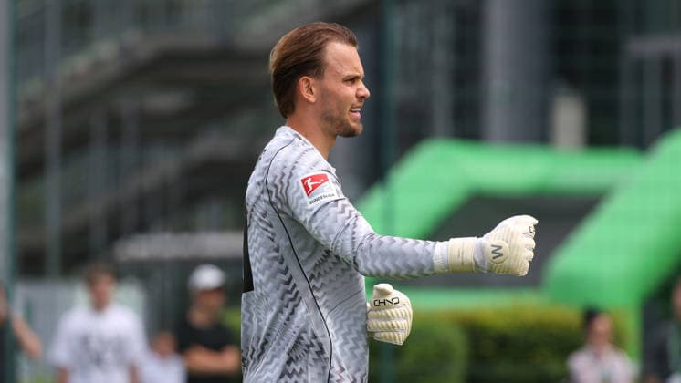VfL vs Verl, Testspiel Wolfsburg, 18.07.2026, Fußball, Herren, Saison 2026 2027, 2. BL, VfL Wolfsburg vs SC Verl, Testspiel, Torwart Timon Wellenreuther (VfL Wolfsburg) Niedersachsen Deutschland *** VfL vs. Verl, Friendly Match, Wolfsburg, July 18, 2026, Soccer, Men s, 2026–2027 Season, 2. Bundesliga, VfL Wolfsburg vs. SC Verl, Friendly Match, Goalkeeper Timon Wellenreuther, VfL Wolfsburg, Lower Saxony, Germany