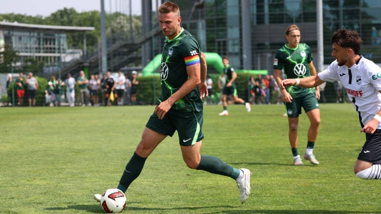 VfL vs Verl, Testspiel Wolfsburg, 18.07.2026, Fußball, Herren, Saison 2026 2027, 2. BL, VfL Wolfsburg vs SC Verl, Testspiel, Hauke Wahl (VfL Wolfsburg) Niedersachsen Deutschland *** VfL vs. Verl, Friendly Match in Wolfsburg, July 18, 2026, Soccer, Men s, 2026–2027 Season, 2. Bundesliga, VfL Wolfsburg vs. SC Verl, Friendly Match, Hauke Wahl, VfL Wolfsburg, Lower Saxony, Germany