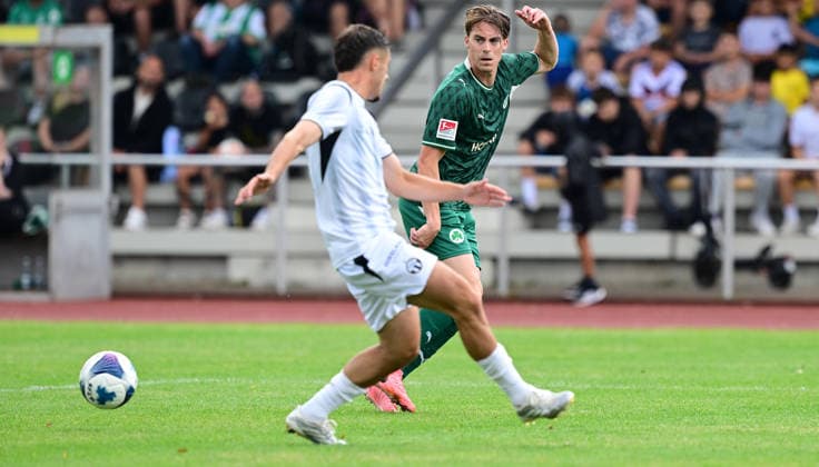 18.07.2026 - Fussball - Saison 2026 2027 - Testspiel Freundschaftsspiel Vorbereitungsspiel - SpVgg Greuther Fürth ( Kleeblatt ) - FC Zürich - Sportfoto Zink - xwoxzix - regulations prohibit any use of photographs as image sequences and or quasi-video - only for editorial use - Gian Luca Gian-Luca Itter (27, SpVgg Greuther Fürth ) *** July 18, 2026 Soccer Season 2026–2027 Exhibition Match Friendly Match Preseason Match SpVgg Greuther Fürth Kleeblatt FC Zurich Sports Photo Zink xwoxzix Regulations prohibit any use of photographs as image sequences and or quasi-video; for editorial use only. Gian Luca Gian Luca Itter 27, SpVgg Greuther Fürth