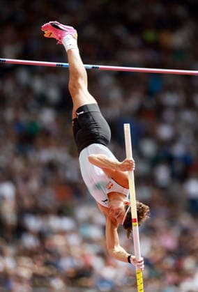 Armand Duplantis of Sweden during the Pole Vault Men. The London Athletics Meet, Wanda Diamond League, London Stadium, London, UK - 18 Jul 2026London London Stadium United Kingdom  Copyright: xJamesxMarsh Shutterstockx 16996766ae