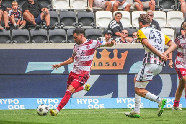 Fussball Österreich - 18.07.2026 - MatchPR Summer Series Upper Austria - Internationales Testspiel - LASK Linz vs. Fortuna Düsseldorf - Raiffeisen Arena (Linz, Österreich): Yassine Bouchama (Fortuna Düsseldorf) *** Soccer Austria July 18, 2026 MatchPR Summer Series Upper Austria International Friendly LASK Linz vs. Fortuna Düsseldorf Raiffeisen Arena, Linz, Austria Yassine Bouchama, Fortuna Düsseldorf Copyright: xLukasxBierederx