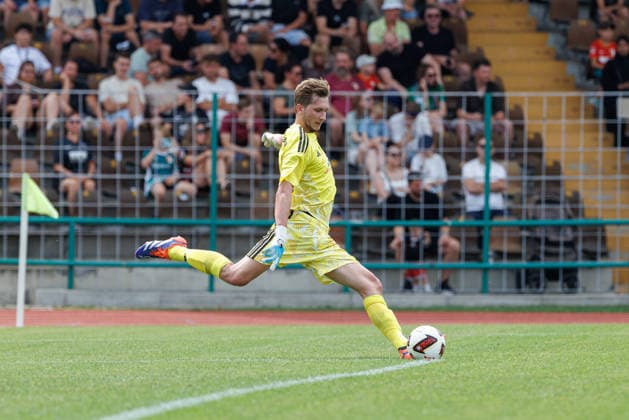 MaximilianEngl (1, BFV-Schwaben-Auswahl) beim Spiel zwischen FC Augsburg v BFV-Schwaben-Auswahl, Fussball, Herren, Bundesliga, 2026 2027, Testspiel am 18.07.2026 in Augsburg, Rosenaustadion. Bayern Deutschland *** MaximilianEngl 1, BFV Schwaben Select Team in the match between FC Augsburg and BFV Schwaben Select Team, soccer, men s, Bundesliga, 2026–2027, friendly match on July 18, 2026, in Augsburg, Rosenaustadion, Bavaria, Germany