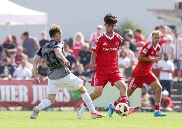 18.07.2026 - Fussball - Saison 2026 2027 - Testspiel Freundschaftsspiel Vorbereitungsspiel: 1. FC Nürnberg Nuernberg FCN ( Club ) - SV Waldhof Mannheim 07 - Sportfoto Zink DaMa - xdaxmax - Arlind Rexhepi (33, SV Waldhof Mannheim 07 SVW07 ) Marc Kornwachs (15, 1. FC Nürnberg FCN ) *** July 18, 2026 Soccer Season 2026–2027 Exhibition Match Friendly Match Preseason Match 1. FC Nürnberg (Nuremberg) FCN Club SV Waldhof Mannheim 07 Sports Photo Zink DaMa xdaxmax Arlind Rexhepi 33, SV Waldhof Mannheim 07 SVW07 Marc Kornwachs 15, 1 FC Nuremberg FCN