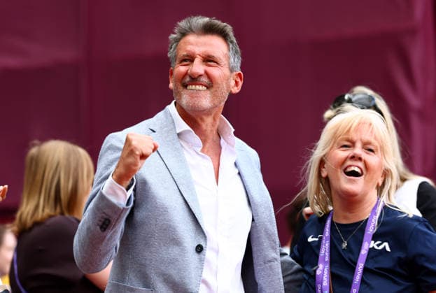 Sebastian Coe celebrates Josh Kerr of Great Britain winning the Mens 1 mile to set a new World record with a time of 3:42.66. The London Athletics Meet, Wanda Diamond League, London Stadium, London, UK - 18 Jul 2026London London Stadium United Kingdom  Copyright: xJamesxMarsh Shutterstockx 16996766ch