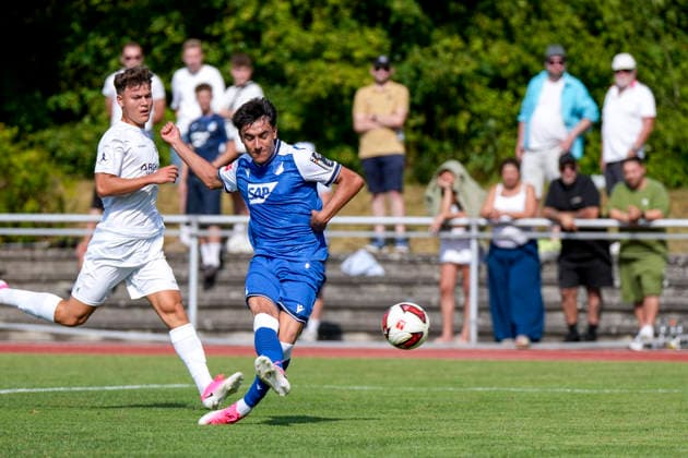 Torschütze Deniz Zeitler (Hoffenheim, 38) erzielt das Tor zum 3:0, Treffer, Torerfolg, Highlight, Action, Aktion, Spielszene, 18.07.2026, Bad Friedrichshall (Deutschland), Fussball, Testspiel, TSG 1899 Hoffenheim - SGV Heilbronn-Freiberg, DFB DFL REGULATIONS PROHIBIT ANY USE OF PHOTOGRAPHS AS IMAGE SEQUENCES AND OR QUASI-VIDEO. *** Goal scorer Deniz Zeitler of Hoffenheim, 38, scores the goal to make it 3–0; goal, scoring, highlight, action, play, match scene, July 18, 2026, Bad Friedrichshall, Germany, soccer, friendly match, TSG 1899 Hoffenheim vs. SGV Heilbronn Freiberg, DFB and DFL regulations prohibit any use of photographs as image sequences and or quasi-video xozx