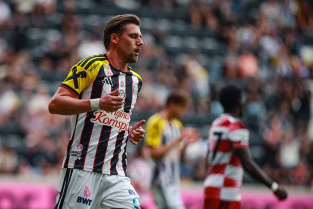 SOCCER - LASK vs Duesseldorf, test match LINZ,AUSTRIA,18.JUL.26 - SOCCER - ADMIRAL Bundesliga, 3. Liga, Linzer ASK vs Fortuna Duesseldorf, test match. Image shows the rejoicing of Kasper Jorgensen (LASK).  GEPAxpictures xManuelxBinder