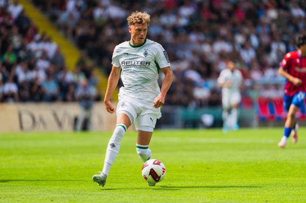 Robin Hack (Borussia Moenchengladbach, 25) am Ball Wuppertaler SV vs. Borussia Moenchengladbach, Fussball, Freundschaftsspiel, Saison 2026 27, 18.07.2026, Wuppertaler SV vs. Borussia Moenchengladbach, Fussball, Freundschaftsspiel, Saison 2026 27, 18.07.2026 Wuppertal *** Robin Hack, Borussia Mönchengladbach, 25, in action: Wuppertaler SV vs. Borussia Mönchengladbach, soccer, friendly match, 2026–27 season, July 18, 2026, Wuppertaler SV vs. Borussia Mönchengladbach, Soccer, Friendly Match, 2026–27 Season, July 18, 2026, Wuppertal Copyright: xEibner-Pressefoto LukasxBaldygax EP_LBA