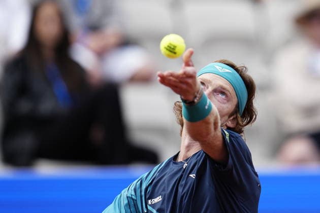BASTAD, SWEDEN 20260718 Russia s Andrey Rublev during the men s singles semifinal tennis match between Russia s Andrey Rublev and Chile s Alejandro Tabilo at the Nordea Open in Bastad. BASTAD SWEDEN x9200x *** BASTAD, SWEDEN, July 18, 2026: Russia s Andrey Rublev during the men s singles semifinal tennis match between Russia s Andrey Rublev and Chile s Alejandro Tabilo at the Nordea Open in Bastad, BASTAD, SWEDEN x9200x  Copyright: xBjörnxLarssonxRosvall TTx TENNIS NORDEA OPEN IN BASTAD