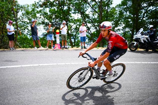 Tour de France 2026 Stage 14 LE MARKSTEIN, FRANCE - JULY 18 : Craps Lars (BEL) of Lotto Intermarche in action during stage 14 of the 113rd edition of Tour de France an UCI World Tour 2.UWT cycling road race stage for Men Elite of 155 km with start in Mulhouse and finish in Le Markstein on July 18, 2026 in Le Markstein, France, 18 07 2026 ( Motordriver Kurt Vandenborre - Le Markstein France  Copyright: xGvgx