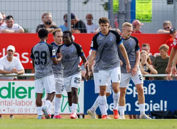 18.07.2026 - Fussball - Saison 2026 2027 - Testspiel Freundschaftsspiel Vorbereitungsspiel: 1. FC Nürnberg Nuernberg FCN ( Club ) - SV Waldhof Mannheim 07 - Sportfoto Zink DaMa - xdaxmax - Jubel Freude Torjubel nach Tor zum 0:1 - Julian Ulbricht (10, SV Waldhof Mannheim 07 SVW07 ) jubelt freut sich - Torschütze: Julian Ulbricht (10, SV Waldhof Mannheim 07 SVW07 ) *** July 18, 2026 Soccer Season 2026–2027 Exhibition Match Friendly Match Preseason Match 1 FC Nürnberg (Nürnberg FCN) vs. SV Waldhof Mannheim 07 Sports Photo by Zink DaMa xdaxmax Celebration Joy Goal Celebration after the goal that made the score 0 1 Julian Ulbricht 10, SV Waldhof Mannheim 07 SVW07 celebrates, is happy; goal scorer Julian Ulbricht 10, SV Waldhof Mannheim 07 SVW07