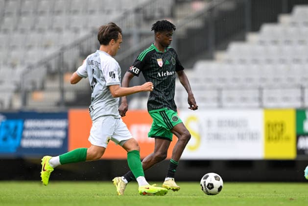 SOCCER - Wacker vs Chemie Leipzig, test match INNSBRUCK,AUSTRIA,18.JUL.26 - SOCCER - ADMIRAL 2.Liga, Regionalliga Nordost, FC Wacker Innsbruck vs BSG Chemie Leipzig, test match. Image shows Luca Buerger (Chemie Leipzig) and Mouhamed Sy (Wacker).  GEPAxpictures xDanielxSchoenherr