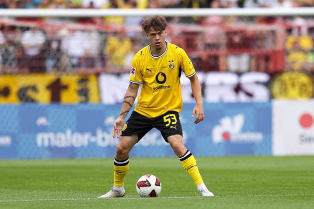 2026.07.18, xkwix, Fußball, Testspiel, Rot-Weiß Oberhausen - Borussia Dortmund, Stadion Niederrhein, Testspiel, Saison 2026 2027: Jan-Luca Riedl (Borussia Dortmund 53) DFB regulations prohibit any use of photographs as image sequences and or quasi-video. Photo: xKamilxWilkowskixPressefotoKochx Nordrhein-Westfalen Deutschland *** July 18, 2026, xkwix, soccer, friendly match, Rot-Weiß Oberhausen vs. Borussia Dortmund, Niederrhein Stadium, Friendly Match, 2026–2027 Season, Jan Luca Riedl, Borussia Dortmund 53. DFB regulations prohibit any use of photographs as image sequences and or quasi-video. Photo: xKamilxWilkowskixPressefotoKochx, North Rhine-Westphalia, Germany