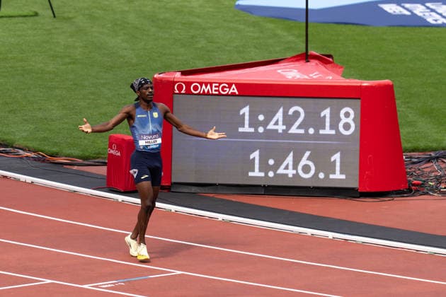 Sport Bilder des Tages July 18, 2026, London, United Kingdom: Brandon Miller of the United States celebrates after winning the men s 800m during the Novuna London Athletics Meet at London Stadium. London United Kingdom - ZUMAh209 20260718_zsp_h209_032 Copyright: xAlixHabibx