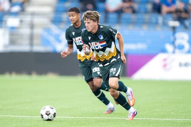 EINDHOVEN , 18-07-2026 , Jan Louwers Stadium , pre season 2026 2027 , Dutch Keukenkampioen divisie , football , match between FC Eindhoven and FC Den Bosch, picture shows FC Eindhoven player Mika de Jonge Eindhoven - Den Bosch (friendly)  x205090543x Copyright: