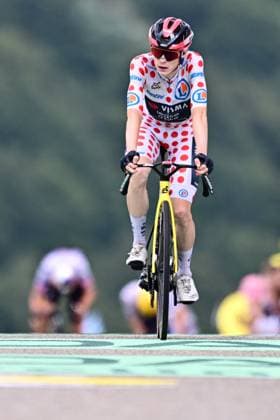 Tour de France 2026 Stage 14 LE MARKSTEIN, FRANCE - JULY 18 : Vingegaard Jonas (DEN) of Team Visma Lease a Bike at the finish line during stage 14 of the 113rd edition of Tour de France an UCI World Tour 2.UWT cycling road race stage for Men Elite of 155 km with start in Mulhouse and finish in Le Markstein on July 18, 2026 in Le Markstein, France, 18 07 2026 ( Motordriver Kurt Vandenborre - Le Markstein France  Copyright: xPeterxDexVoechtx