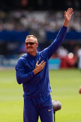 July 18, 2026, London, United Kingdom: Sam Kendricks of the United States acknowledges the crowd after winning the men s pole vault during the Novuna London Athletics Meet at London Stadium. London United Kingdom - ZUMAh209 20260718_zsp_h209_036 Copyright: xAlixHabibx