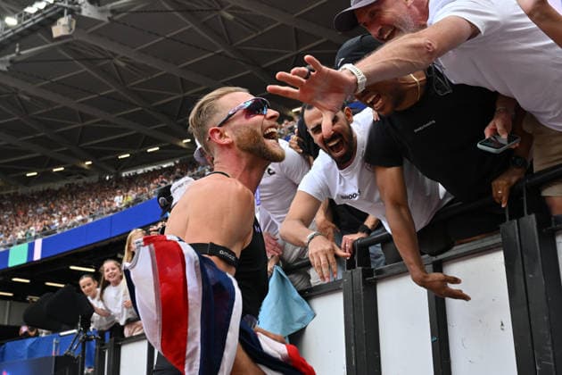 Josh KERR, Novuna London Athletics Meet, London, UK. 18 July 2026. London, UK, Josh KERR wins the Mens 1 Mile to secure a new World Record during the Novuna London Athletics Meet 2026, part of the Wanda Diamond League at London Stadium, Queen Elizabeth Park, London, UK., Credit:Lee Floyd Lee Floyd - B3214 Avalon UK, London, London Stadium, Queen Elizabeth  Copyright: xLeexFloydx xLeexFloydx-xB3214x xAvalonx 1117204349