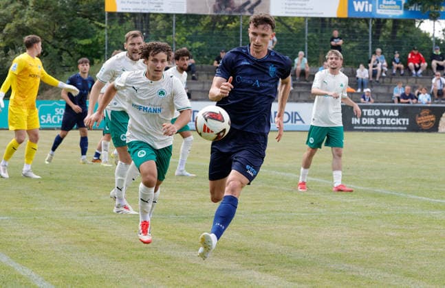 CFC vs Greuther Fürth U23 18.07.2026 Chemnitz, Stadion an der Irkutsker Straße, Fussball, Regionalliga Nordost, , Testspiel , CFC, CFC vs Greuther Fürth U23 David Vogt am Ball Chemnitz Sachsen BRD *** CFC vs. Greuther Fürth U23, July 18, 2026, Chemnitz, Stadion an der Irkutsker Straße, Sports, Soccer, Northeast Regional League, , Friendly Match, CFC, CFC vs. Greuther Fürth U23, David Vogt with the ball, Chemnitz, Saxony, Germany
