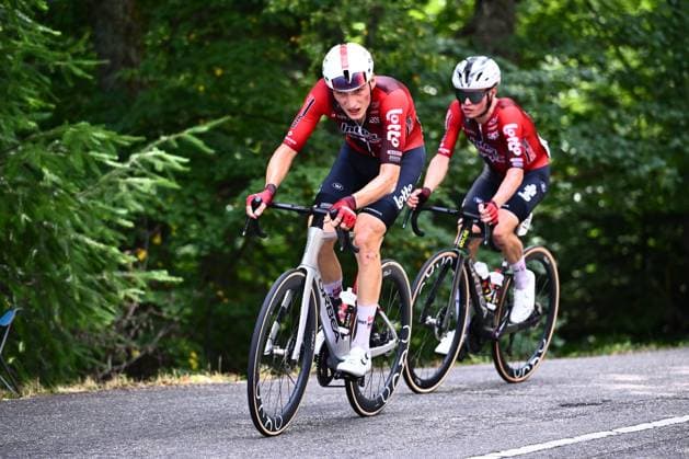 Tour de France 2026 Stage 14 LE MARKSTEIN, FRANCE - JULY 18 : Rider of Team Lotto Intermarche in action during stage 14 of the 113rd edition of Tour de France an UCI World Tour 2.UWT cycling road race stage for Men Elite of 155 km with start in Mulhouse and finish in Le Markstein on July 18, 2026 in Le Markstein, France, 18 07 2026 ( Motordriver Kurt Vandenborre - Le Markstein France  Copyright: xGvgx